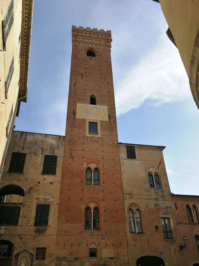 ホテル Torre Cepollini アルベンガ エクステリア 写真